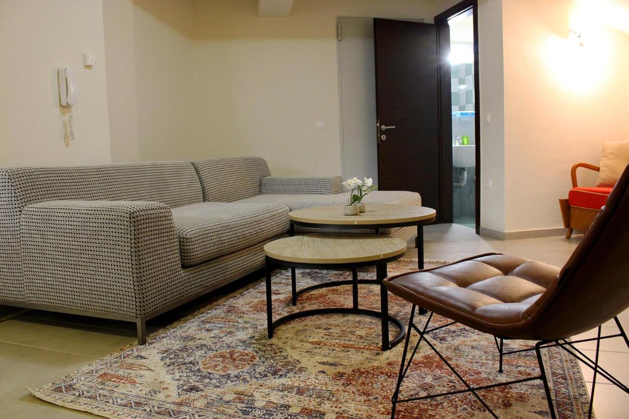 Homel Oasis Central Maisonette 3Bd Garden Patio Καλαμπάκα Εξωτερικό φωτογραφία