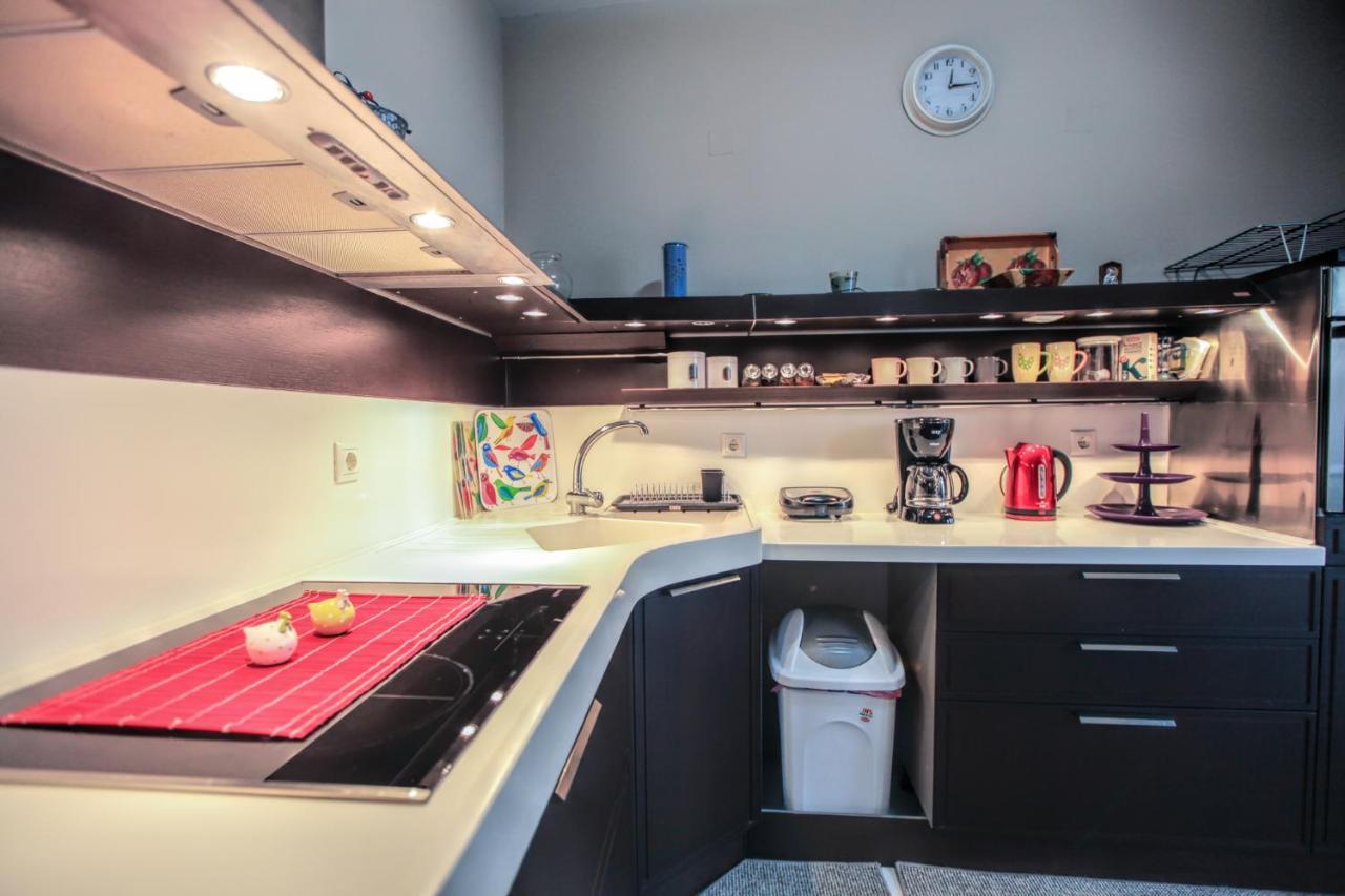 Homel Oasis Central Maisonette 3Bd Garden Patio Καλαμπάκα Εξωτερικό φωτογραφία